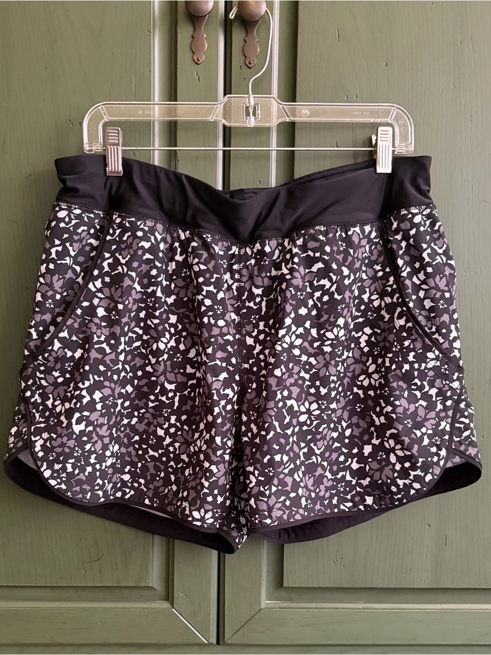 Lands' End Black Athletic swim Shorts with black & White Floral Print, size 14P